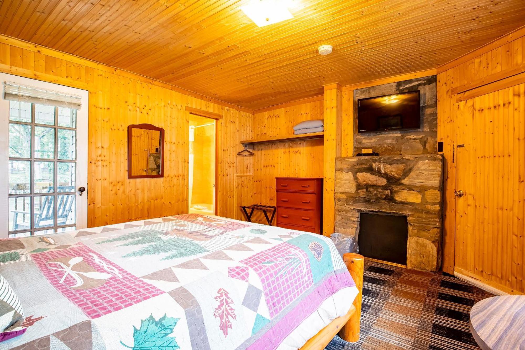 ברייסון סיטי Lloyd'S On The River Country Inn By Oyo מראה חיצוני תמונה
