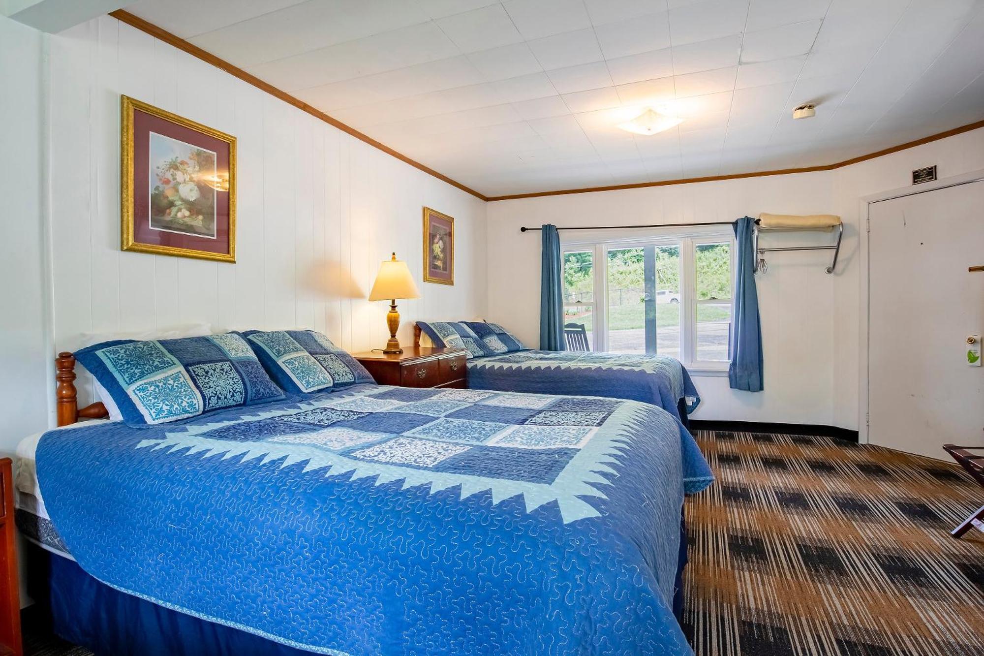 ברייסון סיטי Lloyd'S On The River Country Inn By Oyo מראה חיצוני תמונה